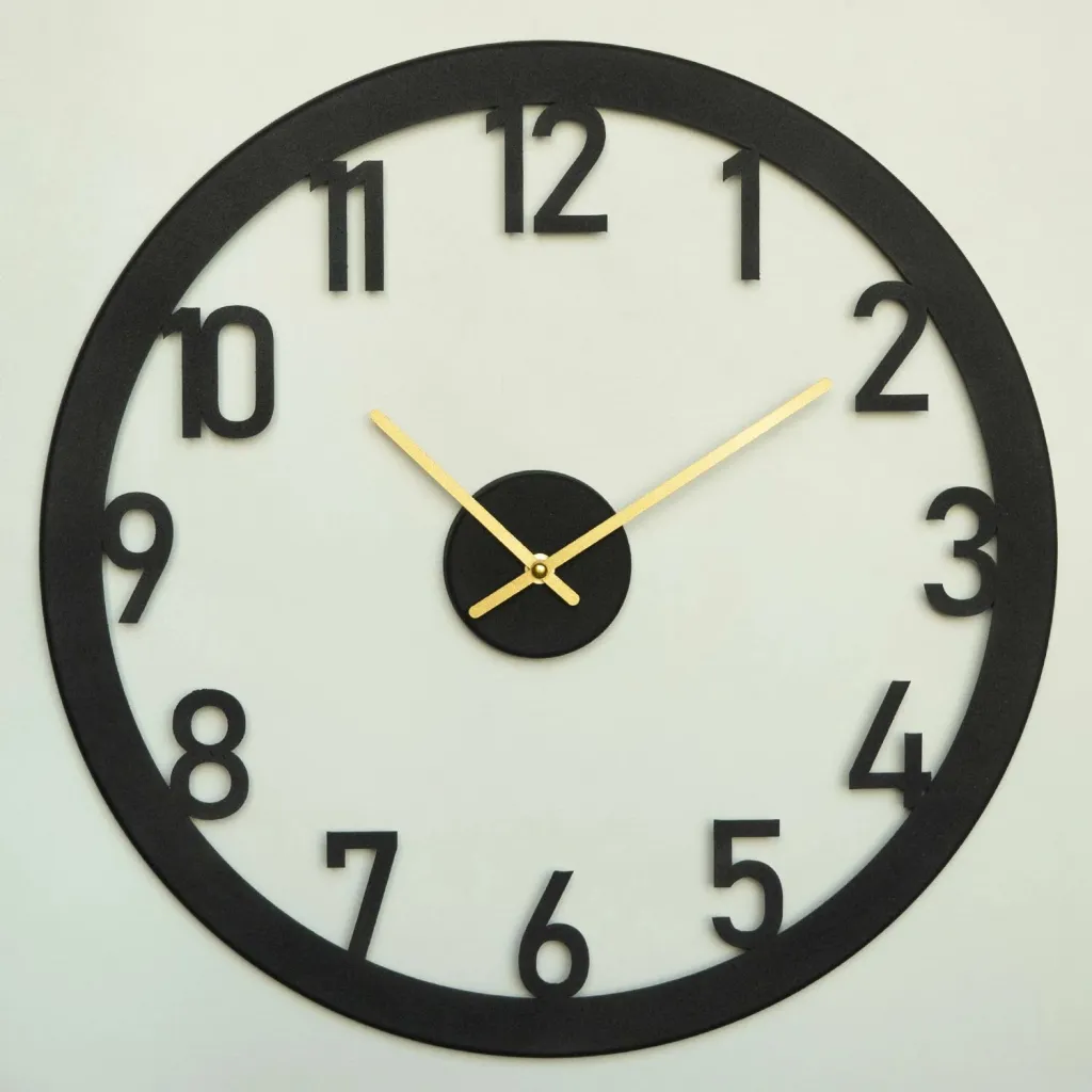 Orë muri dekorative prej metali, Wallity, Stroke, e zezë dhe ari, APS115, 48x48cm - 3