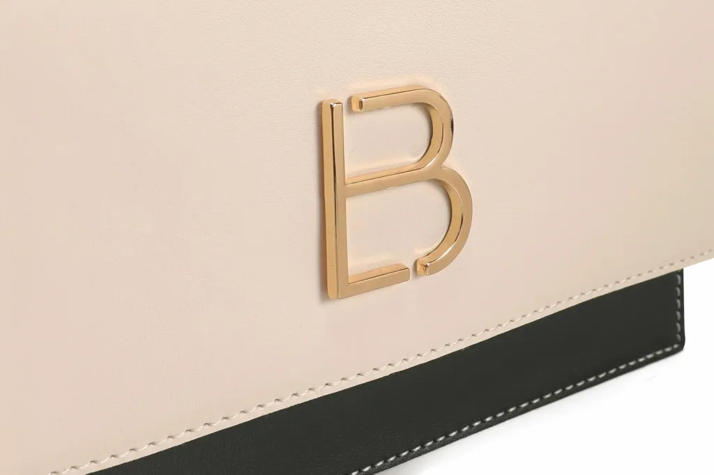 Çantë crossbody Lucky Bees, krem dhe e gjelbër e errët, 918 - 10