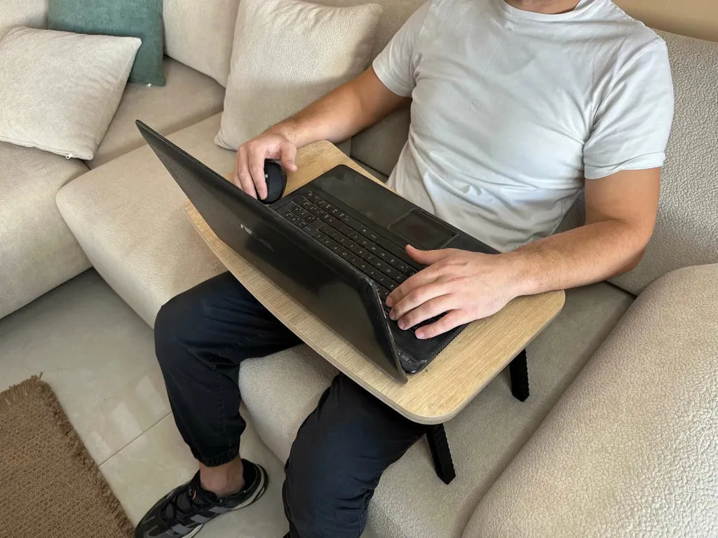 Tavolinë për Laptop me Lartësi të Rregullueshme Milton, lis Safir - 2