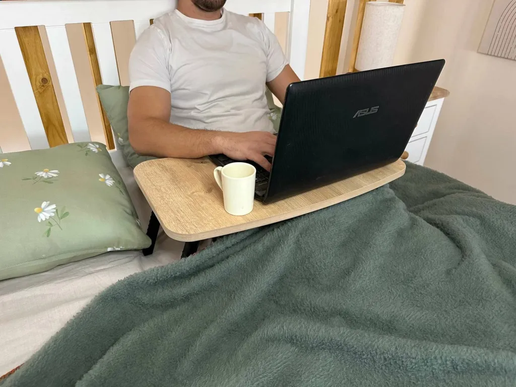 Tavolinë për Laptop me Lartësi të Rregullueshme Milton, lis Safir - 3