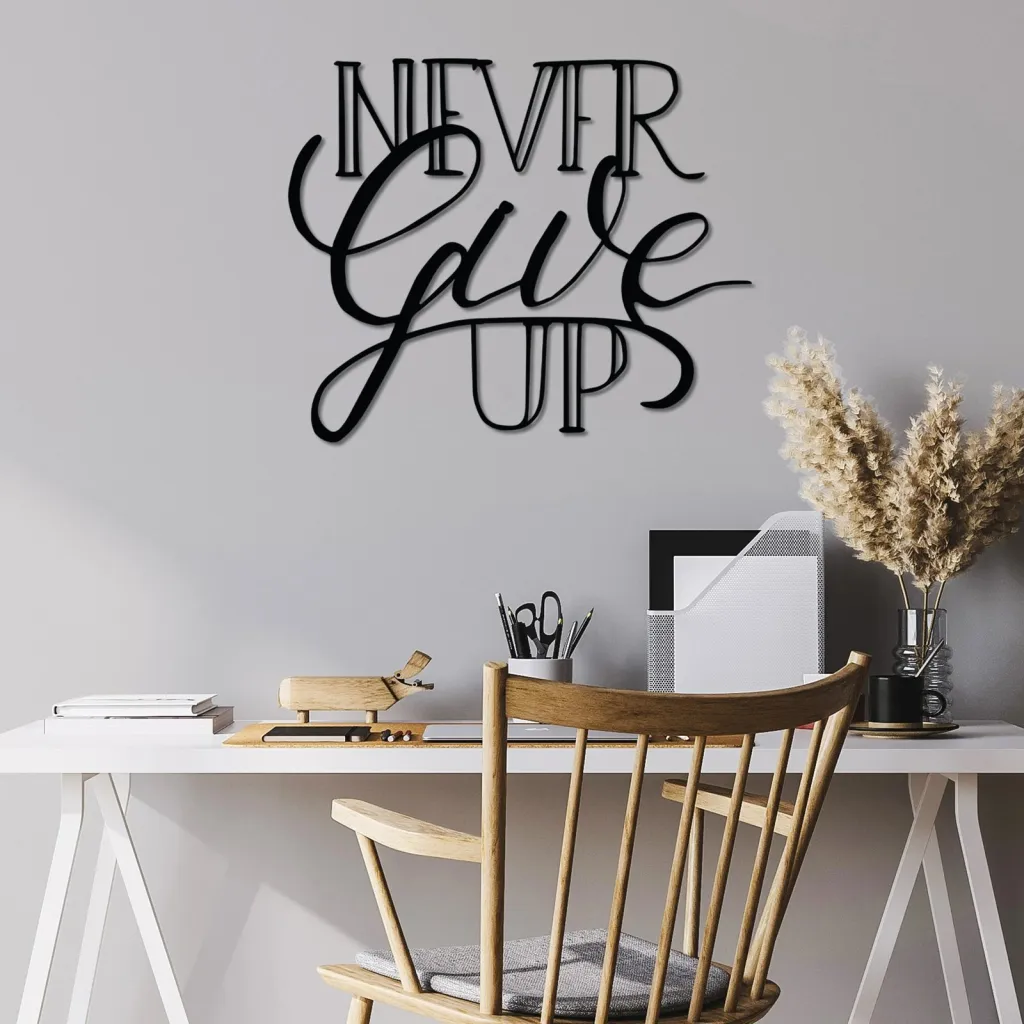 Aksesor dekorativ metalik për mur, Never Give Up - 4
