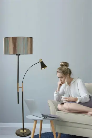 Llambë dyshemeje Opviq, Forza, trup metalik, abazhuri shumëngjyrësh, 165cm