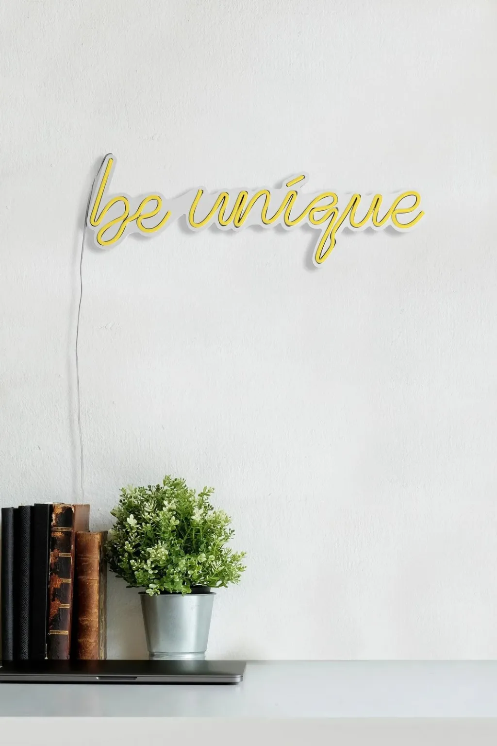 Dekor dritash LED plastike, 'be unique', ngjyrë e verdhë - 5