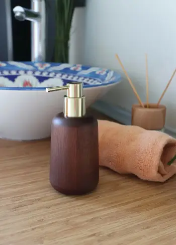Dozator sapuni prej druri, Mijölnir, Sbn0042