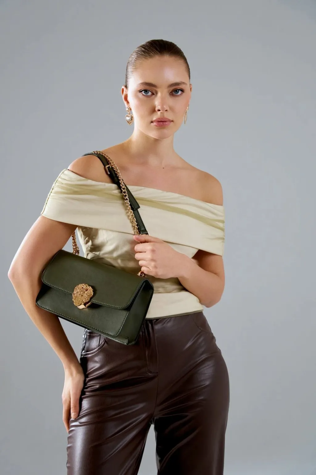 Çantë supi, ngjyrë e gjelbër e errët, Vince Camuto, Amore - 9