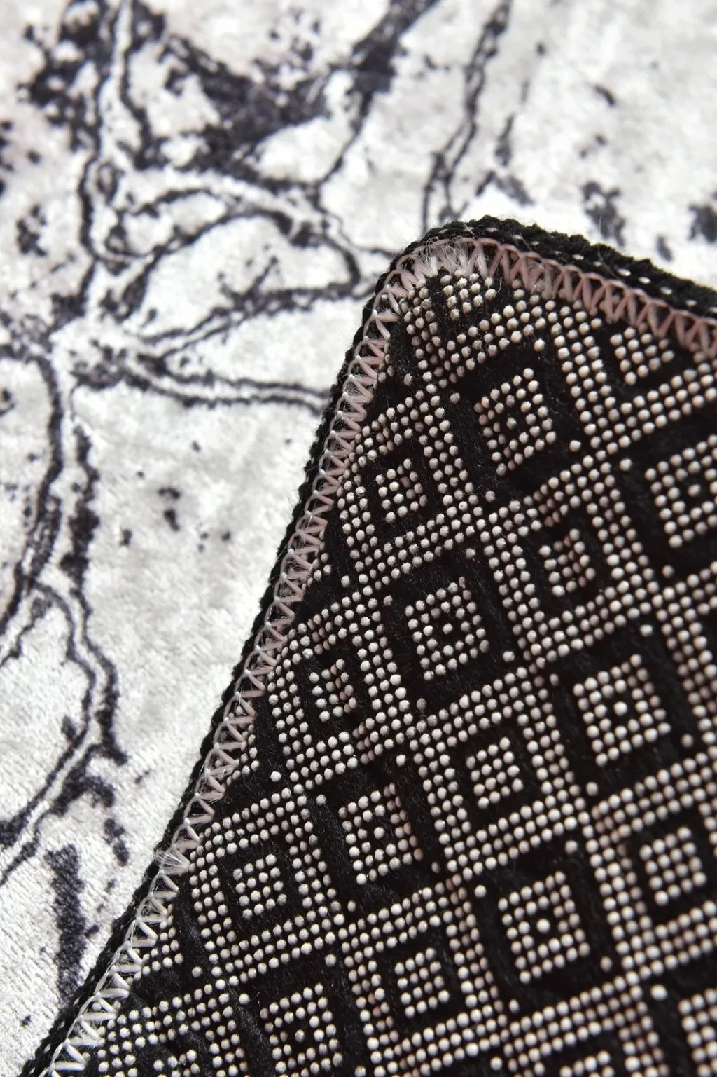 Set tapetash për banjo (2 copë), model Mijölnir, mermer, e bardhë - 3