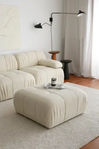 Puf Atelier del Sofa, Soli, ngjyrë e bardhë