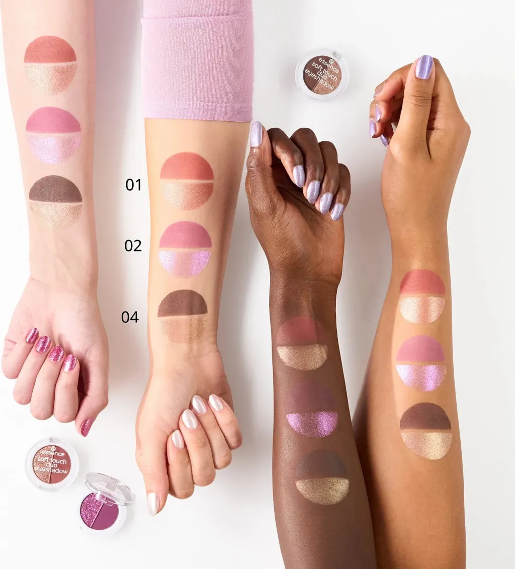 Hije për sy Essence Soft Touch Duo, 04 Mocha Muse, 1.8 g - 3