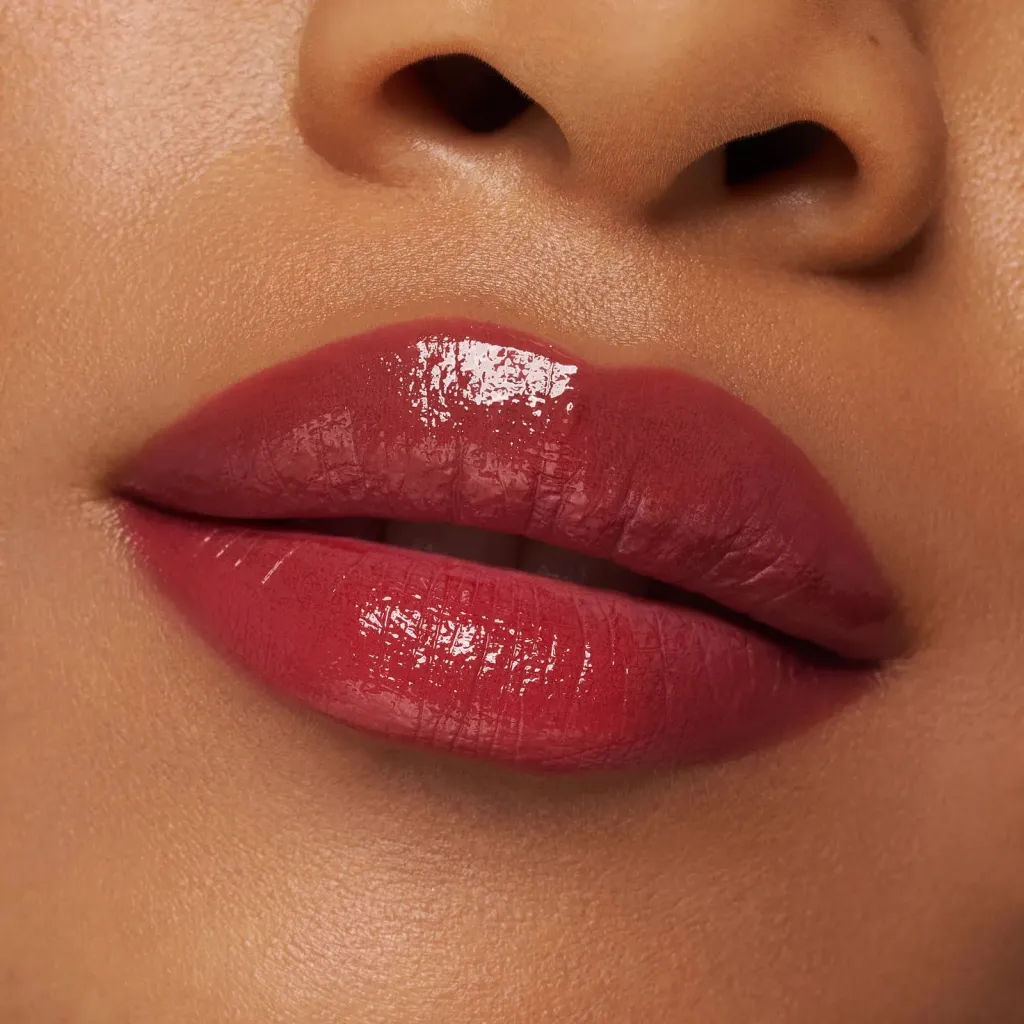 Shkëlqyes për buzë Essence Hydra Kiss Lip Tint, 01 Blushing Nude, 4 ml - 2