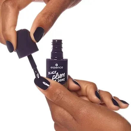 Llak për thonjë Essence, 84 Black Plum & Done, 8 ml - 2