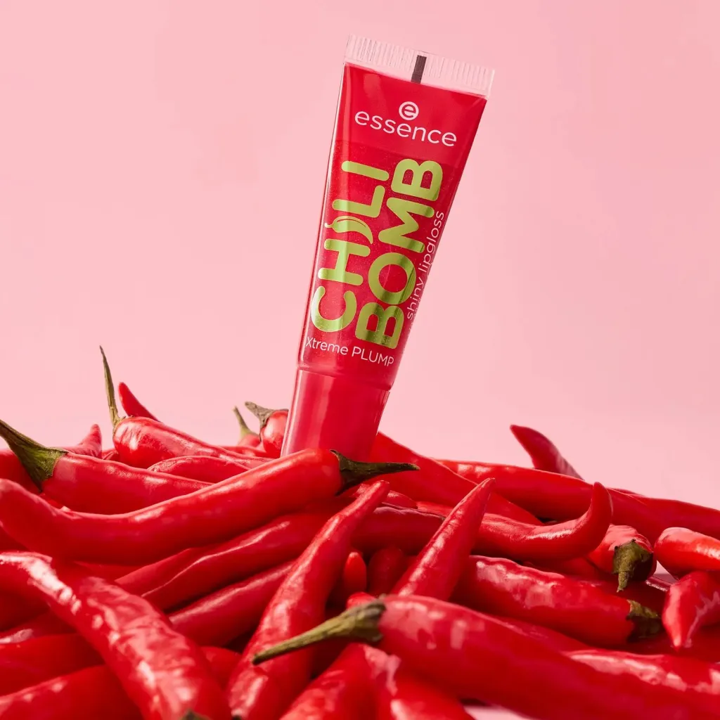 Shkëlqyes për buzë Essence Chill Bomb Shiny, 01 Strawberry Salsa, 10 ml - 3