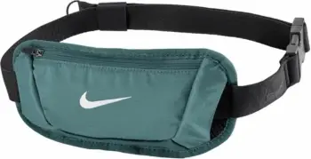 Çantë beli Nike Challenger 2.0 Small, xhep me zinxhir, rrip i rregullueshëm, e zezë
