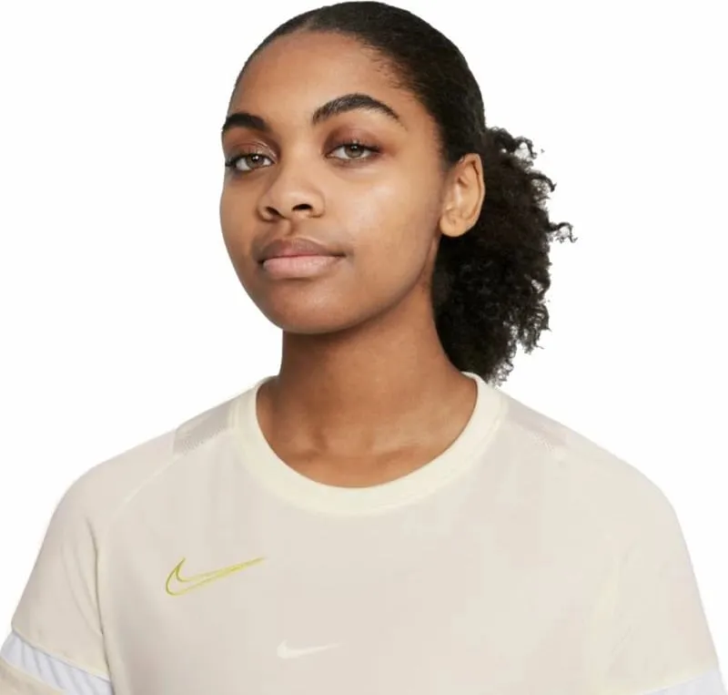Maicë Nike për femra, ngjyrë krem - 3