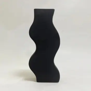Dekor tavoline prej qeramike, seri 'SEBOR', FH4589.02, ngjyrë e zezë mat, 13x6x30 cm