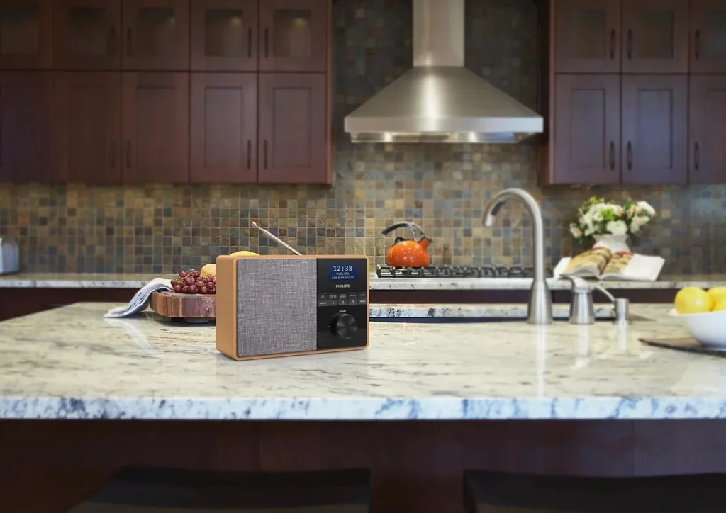 Radio Philips TAR5505, e hirtë / dru - 3