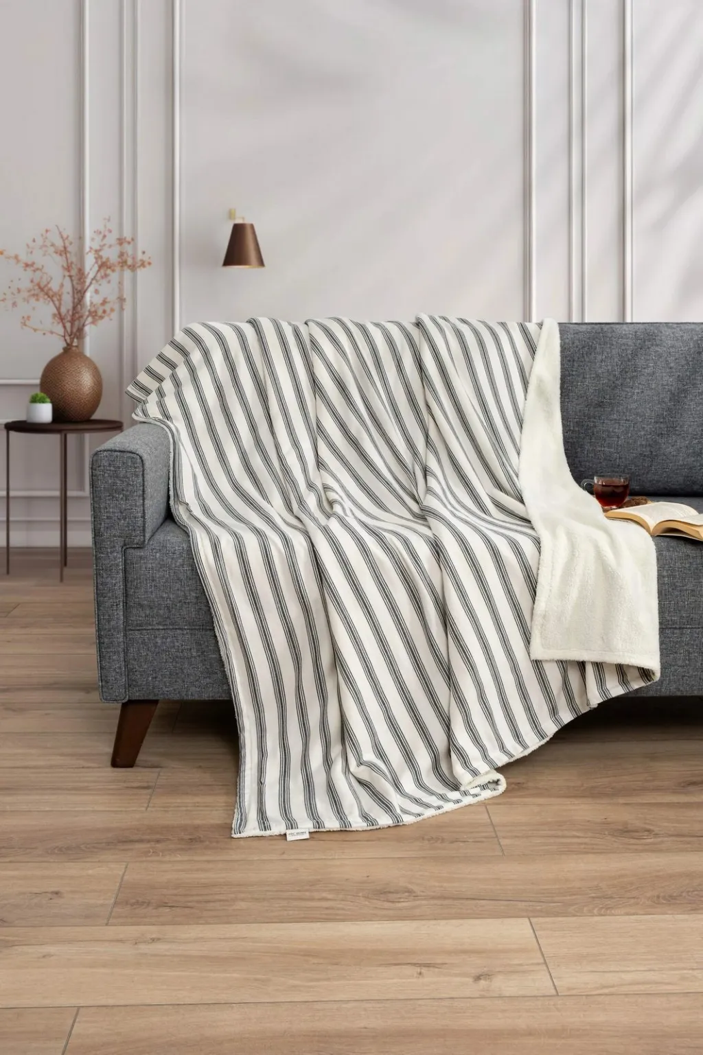 Batanije teke L'essentiel, Soren Wellsoft, e zezë - 1