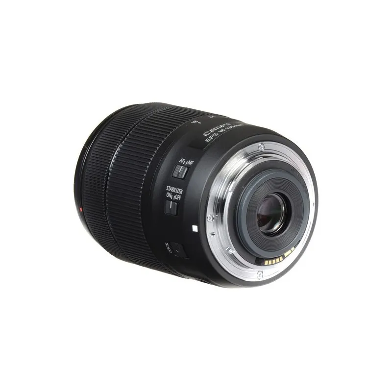 Canon EF-S 18-135mm f/3.5-5.6 IS USM - 6