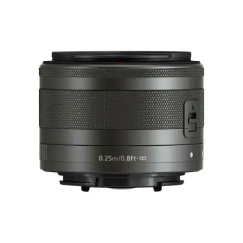 Canon EF-M 15-45mm f/3.5-6.3 IS STM