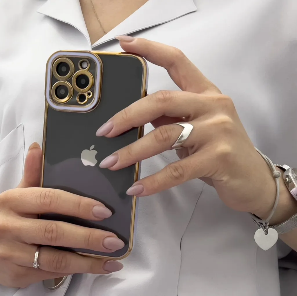 Mbrojtëse telefoni Hurtel Fashion Case për iPhone 13 Pro, xhel transparente, kornizë e artë me të kuqe - 5