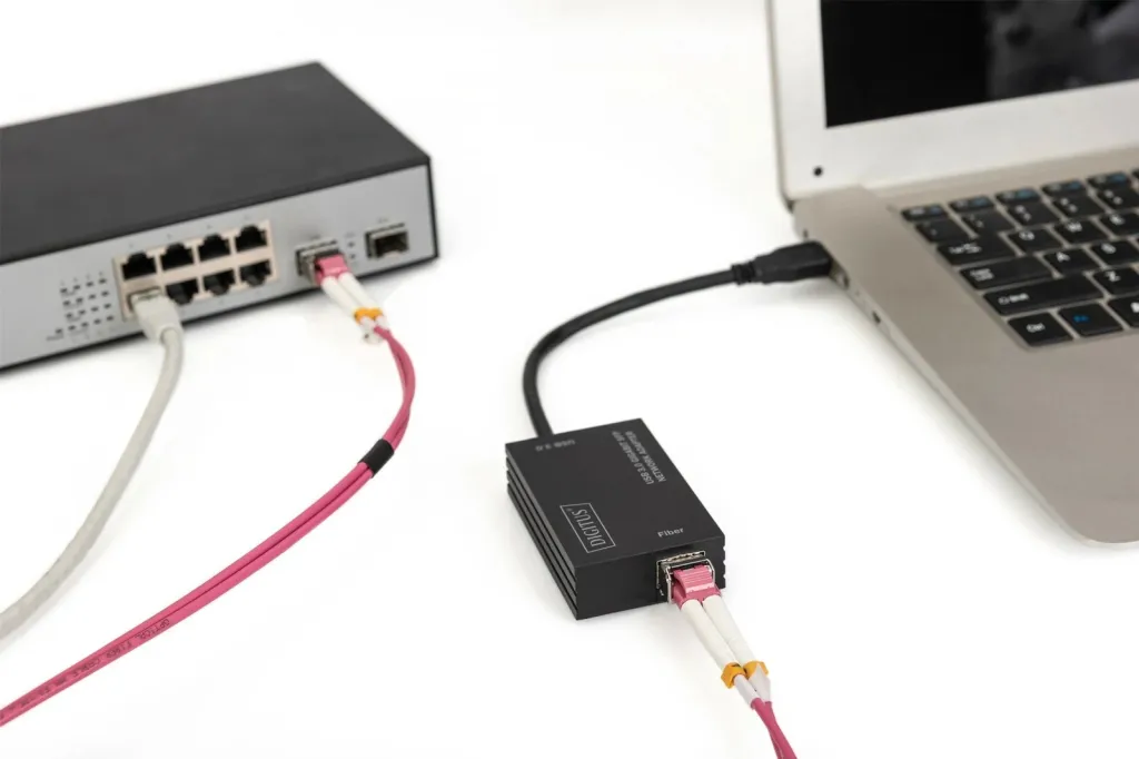 Adapter rrjeti Digitus USB 3.0 Gigabit SFP, i zi - 2