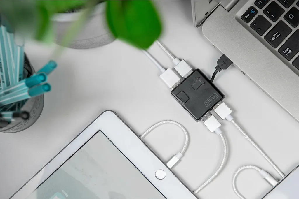 Hub USB Digitus, 4-Port, USB 2.0, 480 Mbit/s, Ngjyrë e zezë - 2