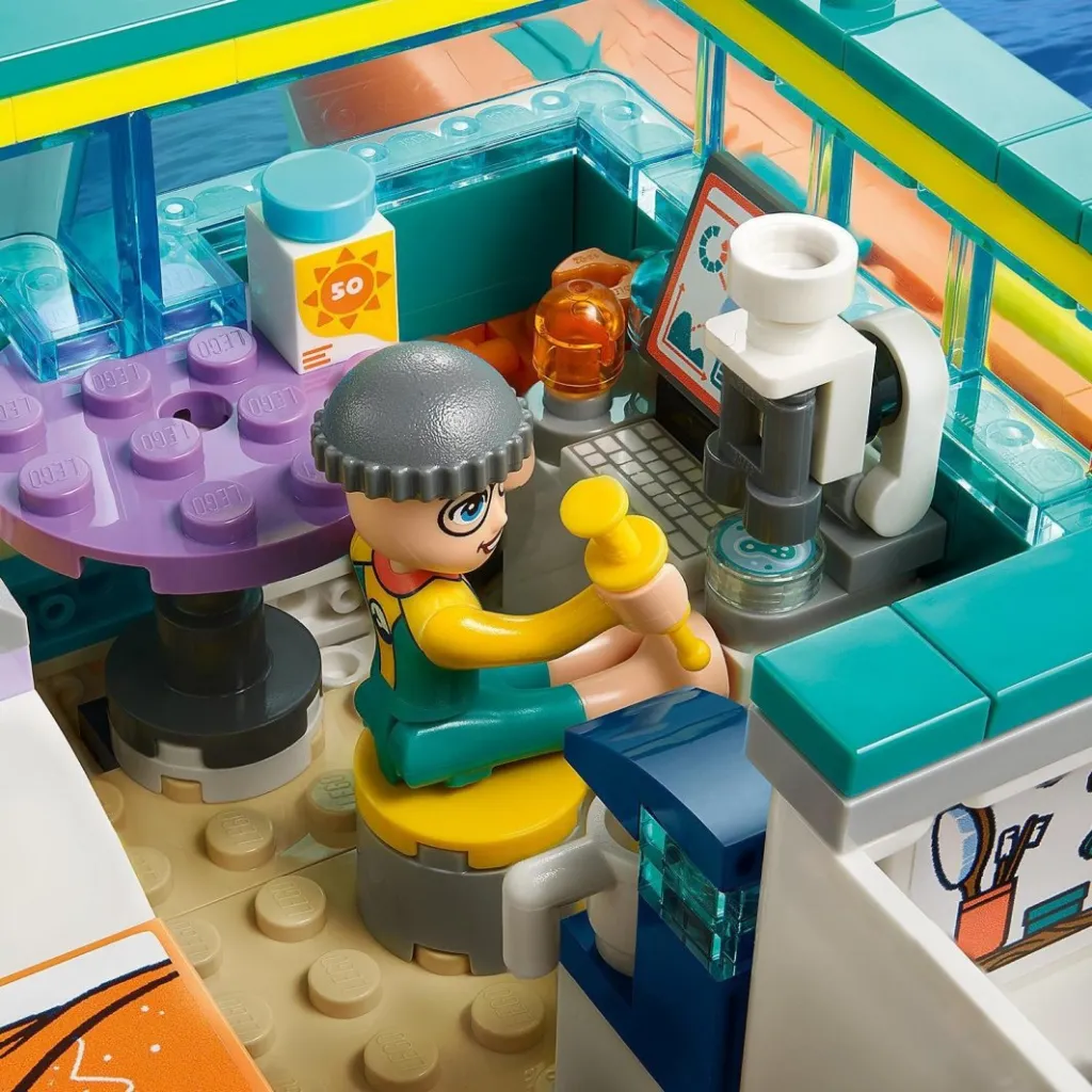 Set LEGO® Friends 41734 Sea Rescue Ship - 3