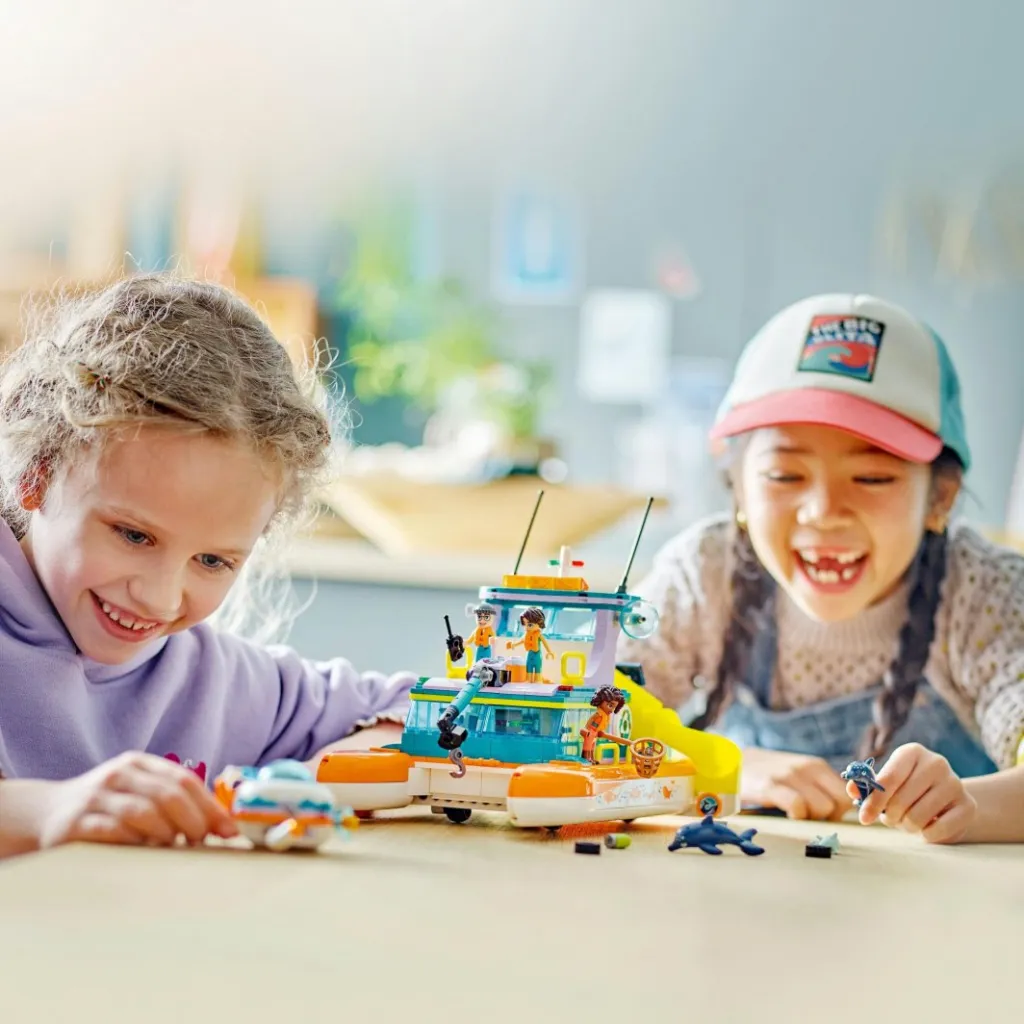 Set LEGO® Friends 41734 Sea Rescue Ship - 5