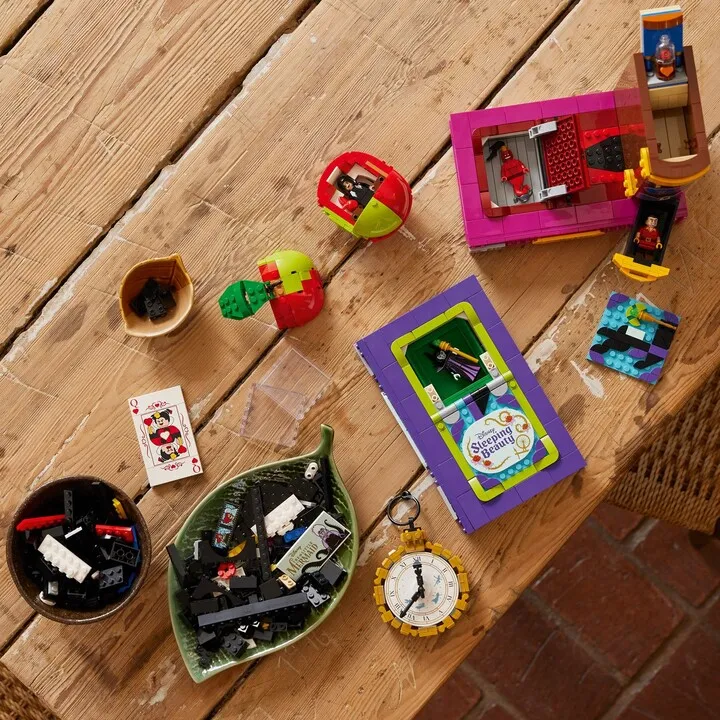 Set LEGO® Disney™ 43227 Villain Symbols - 14