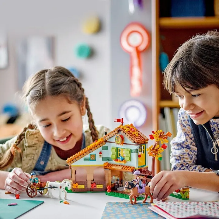 Set LEGO Friends 41745 - 3
