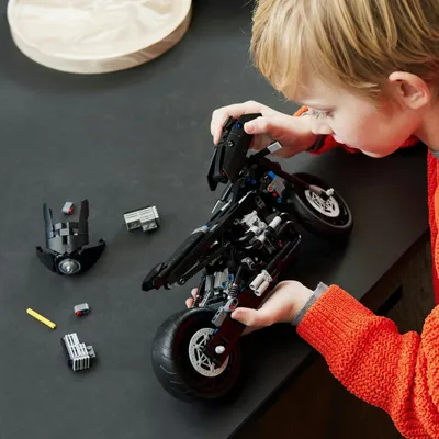 Set LEGO® Technic 42155 THE BATMAN - BATCYCLE™, 641 pjesë - 2