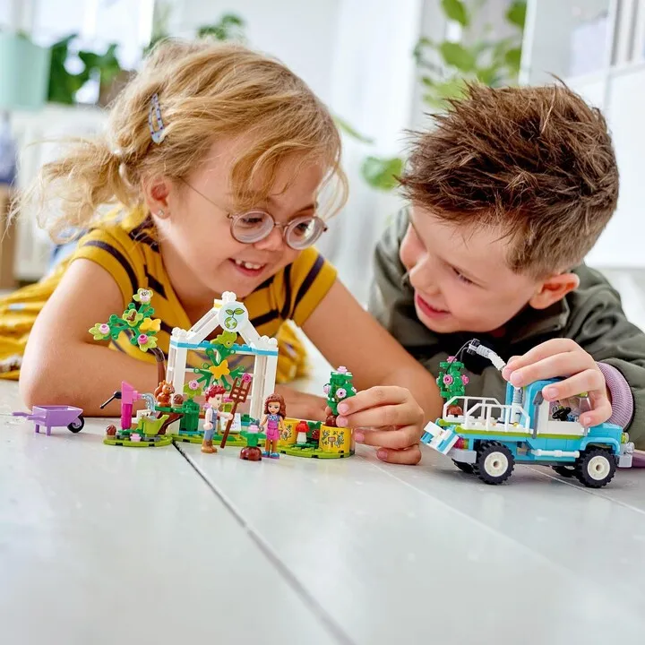 Set lodër LEGO Friends 41707 Car of tree planters, 336 pjesë - 3