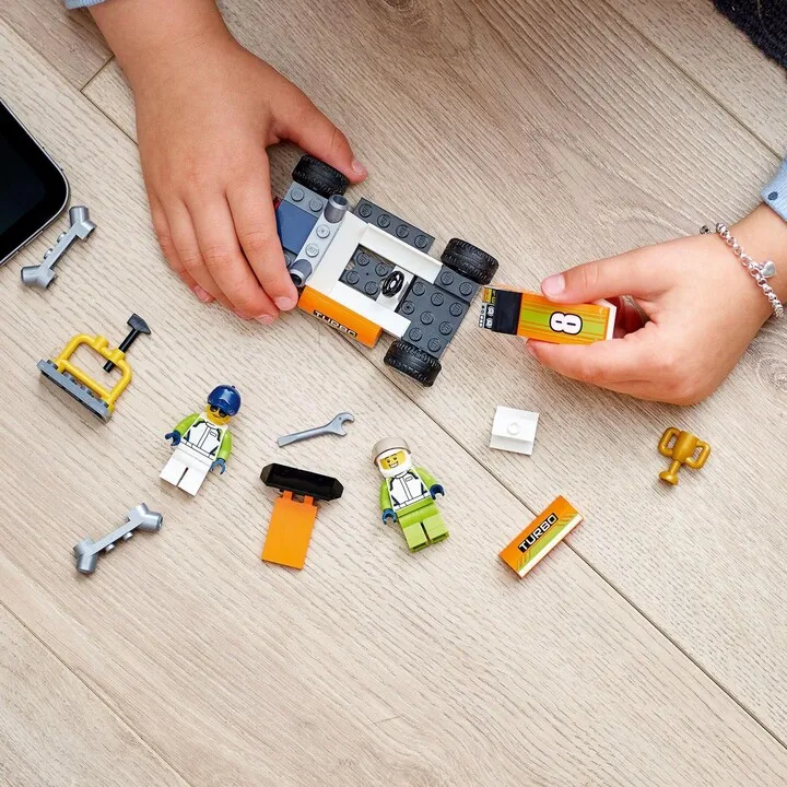 Set LEGO City 60322 Racing Car - 4
