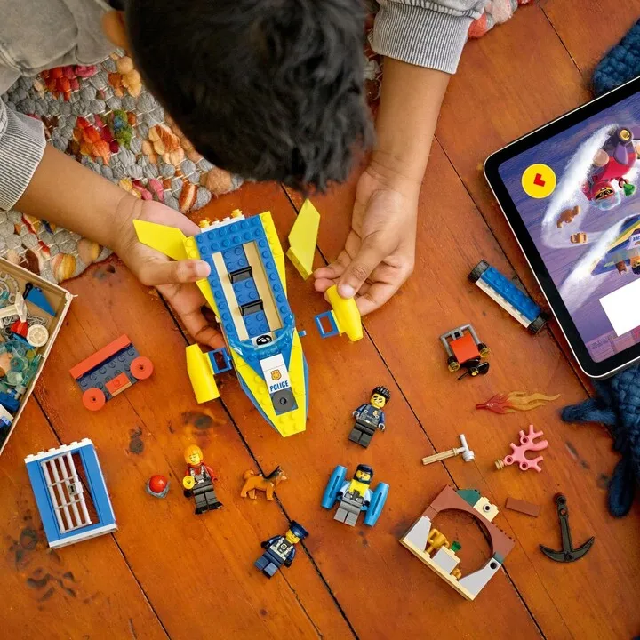 Set lodër LEGO® City 60355 Coast Guard Detective Mission, 278 pjesë - 4