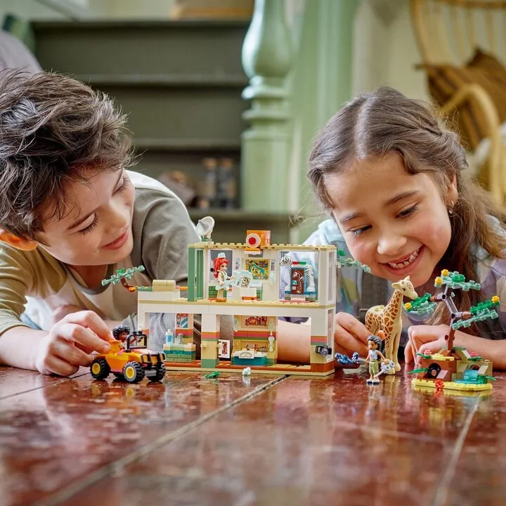 Set lodër LEGO® Friends 41717 Mia and Wildlife Rescue, 430 pjesë - 3