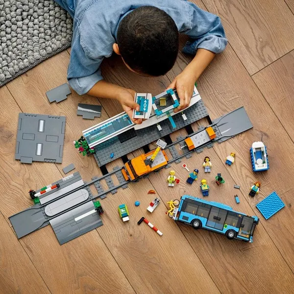 Set lodër LEGO® City 60335 Railway Station, 907 pjesë - 3