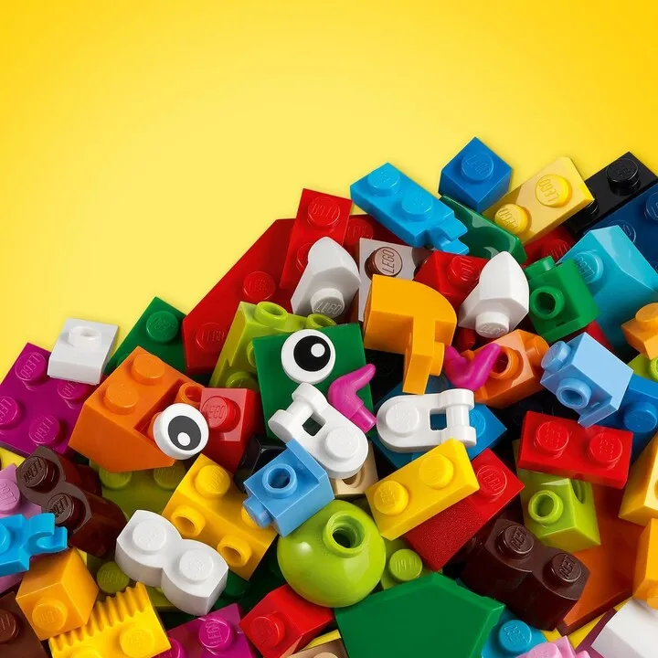 Set LEGO® Classic 11017 Creative Monsters - 7