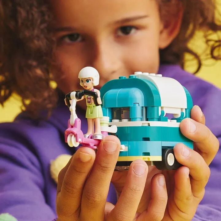 Set LEGO® Friends 41733 Mobile bubble tea shop, 109 pjesë - 8