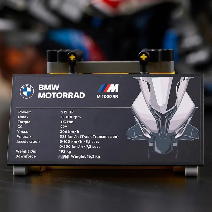 Set LEGO® Technic 42130 BMW M 1000 RR, 1920 pjesë - 8