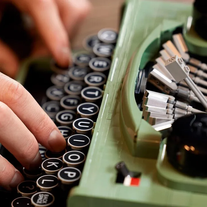 Set lodër LEGO® Ideas 21327 Typewriter, 2,079 pjesë - 6