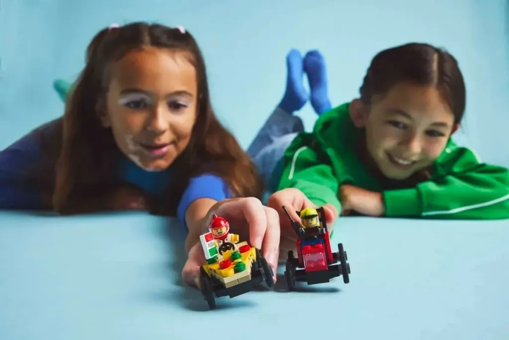 Set LEGO City 60458 Pizza vs. Fire Truck - 6
