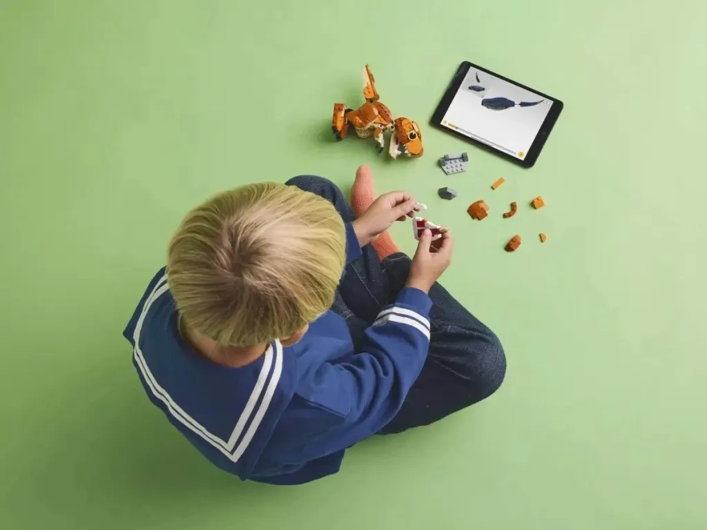 Set LEGO Jurassic World 76967 Little Eatie T-Rex - 8