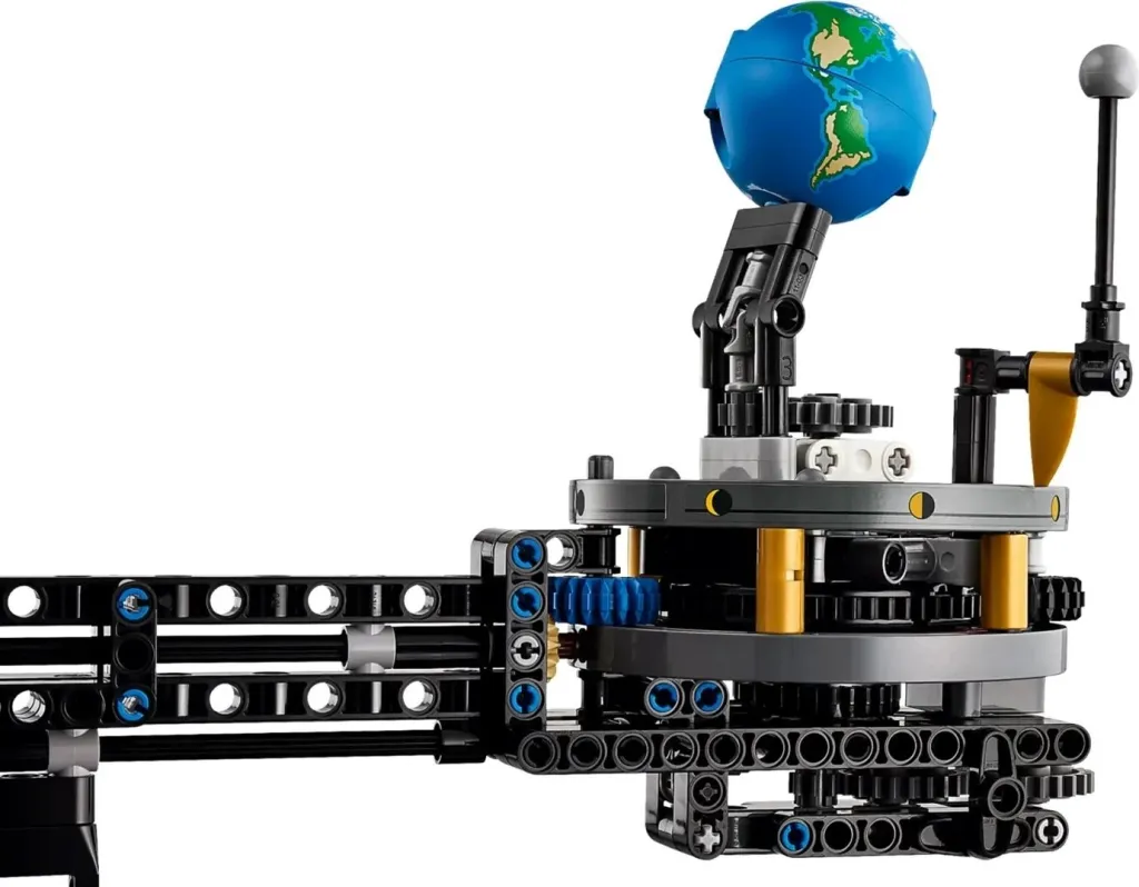 Set LEGO TECHNIC 42179 Planet Earth and Moon in Orbit - 5