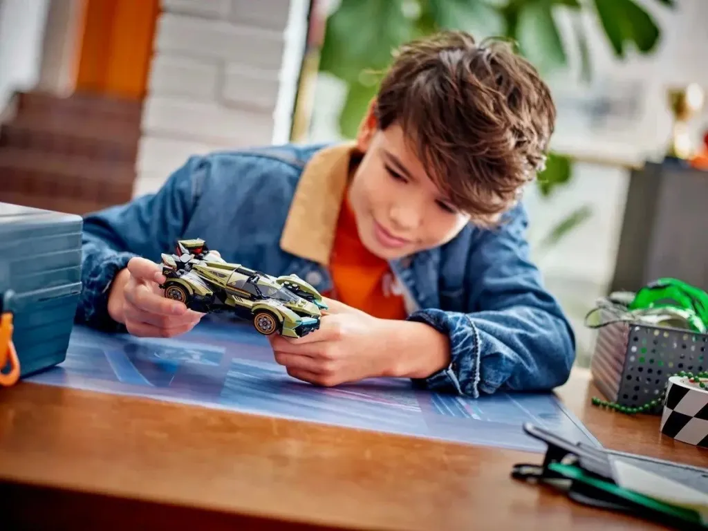 Set LEGO Lamborghini Lambo V12 Vision GT - 7