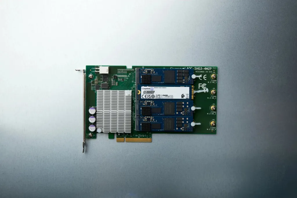 Disk SSD Kingston DC2000B, 960GB, PCI-E x4 Gen 4 NVMe - 11