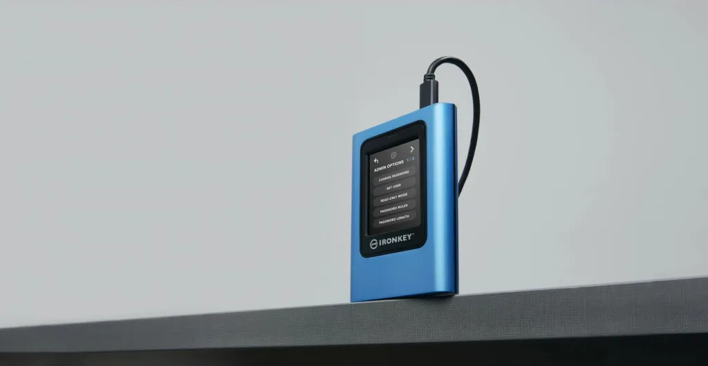 SSD i jashtëm Kingston IronKey Vault Privacy 80, 3.84 TB, Blue - 6