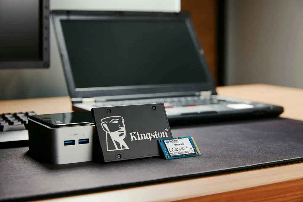 Disk SSD Kingston KC600, 2TB, 2.5" SATA III - 8