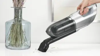Fshesë me korent Bosch Serie 2 BGBS2RD1, 3.5L, 600W, e kuqe