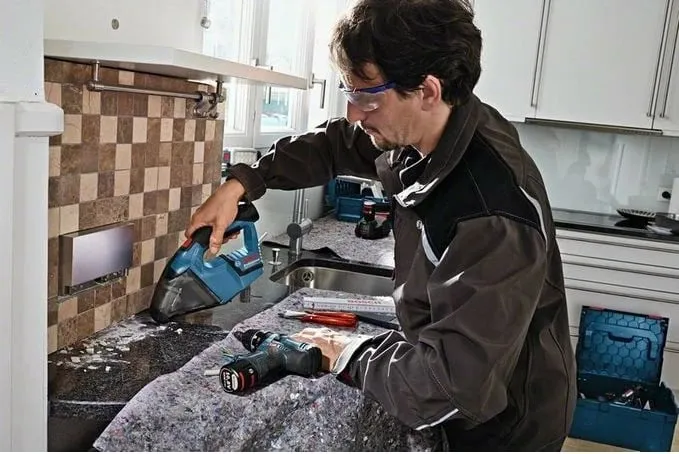 Fshesë dore pa kabllo Bosch GAS 12V, aku, blu - 3