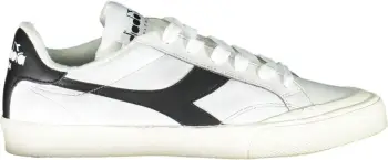Atlete për femra DIADORA, të bardha