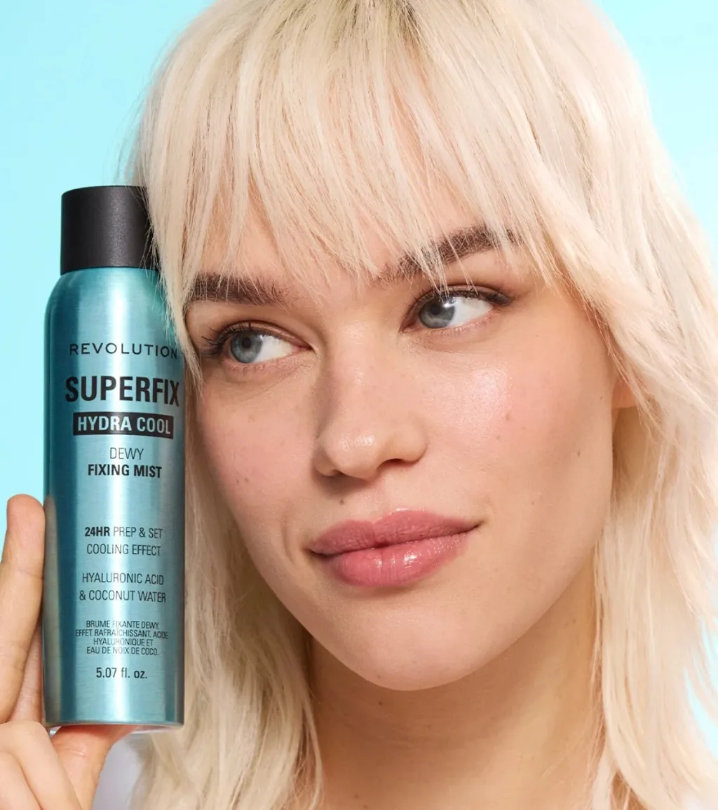 Revolution Spray Setting Mist Superfix Hydra Cool - 1